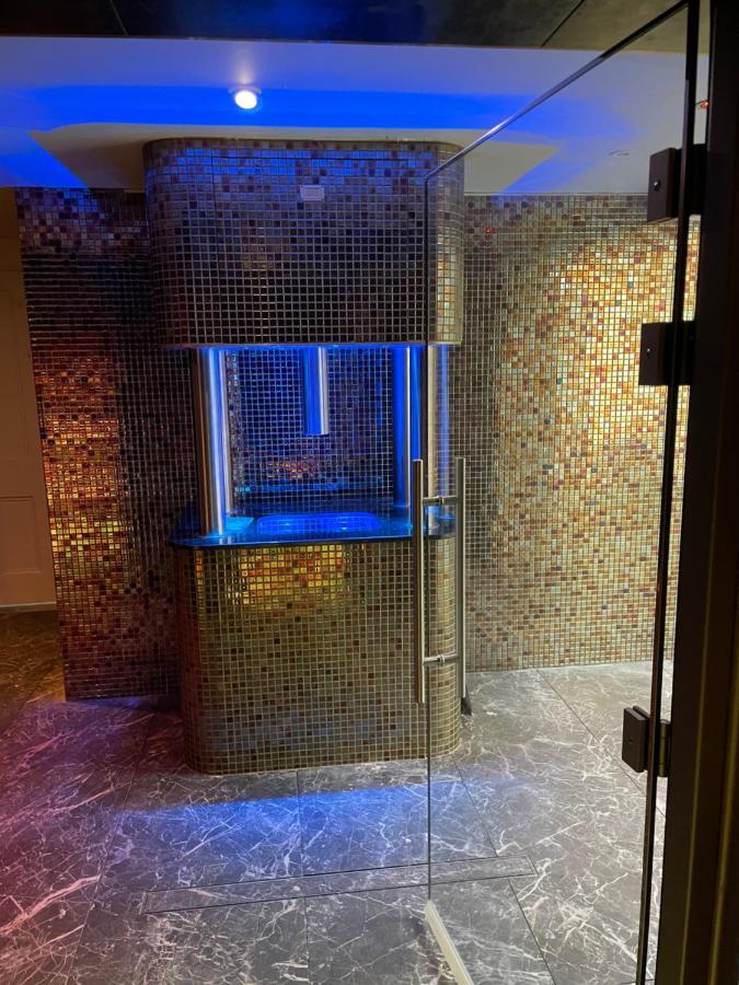 Deluxe Studios With Spa Included Portsmouth Buitenkant foto